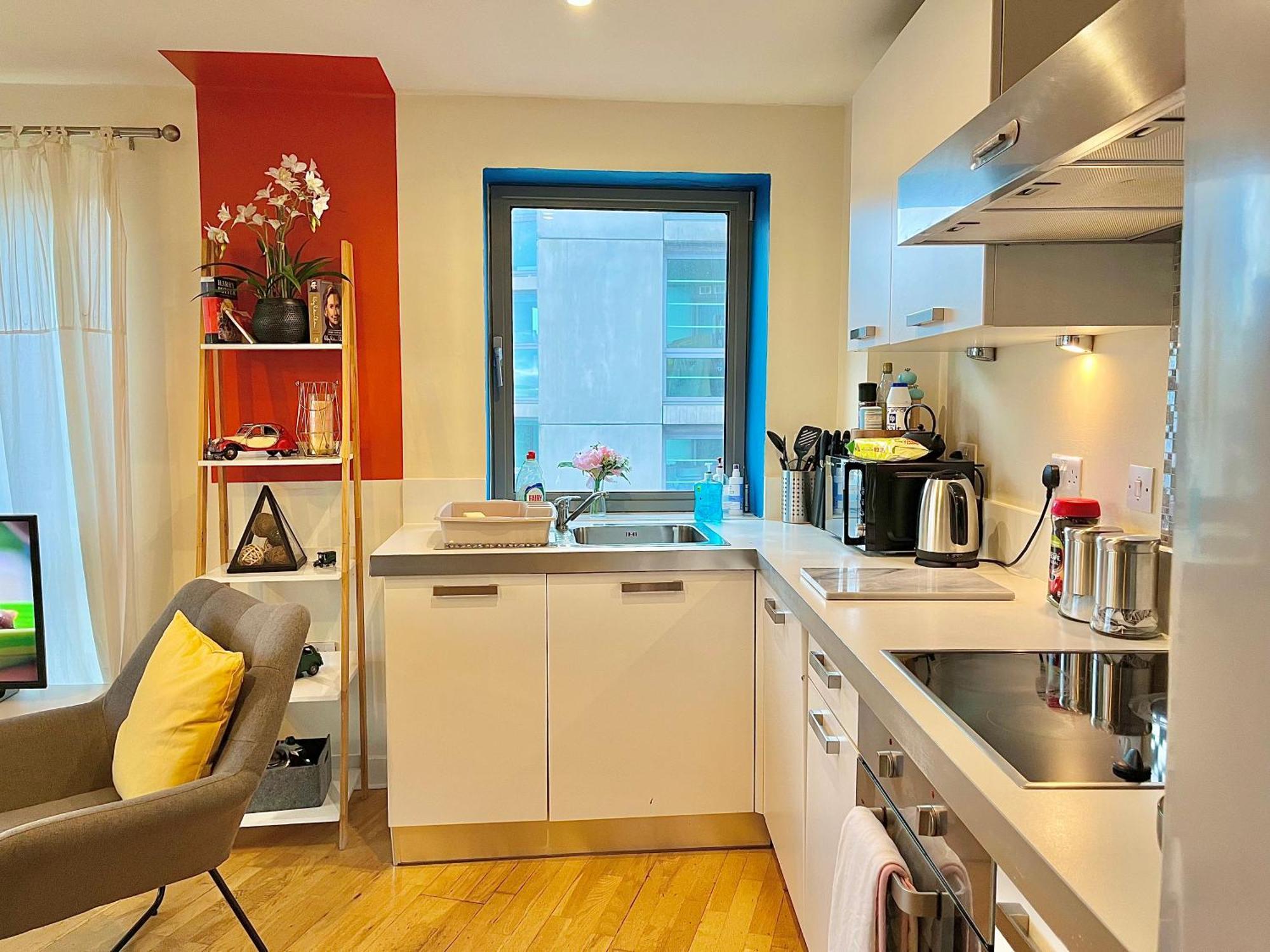 Skyview Apartment By Noknokstay - City Centre With Parking - Group, Family, Business Шефилд Экстерьер фото