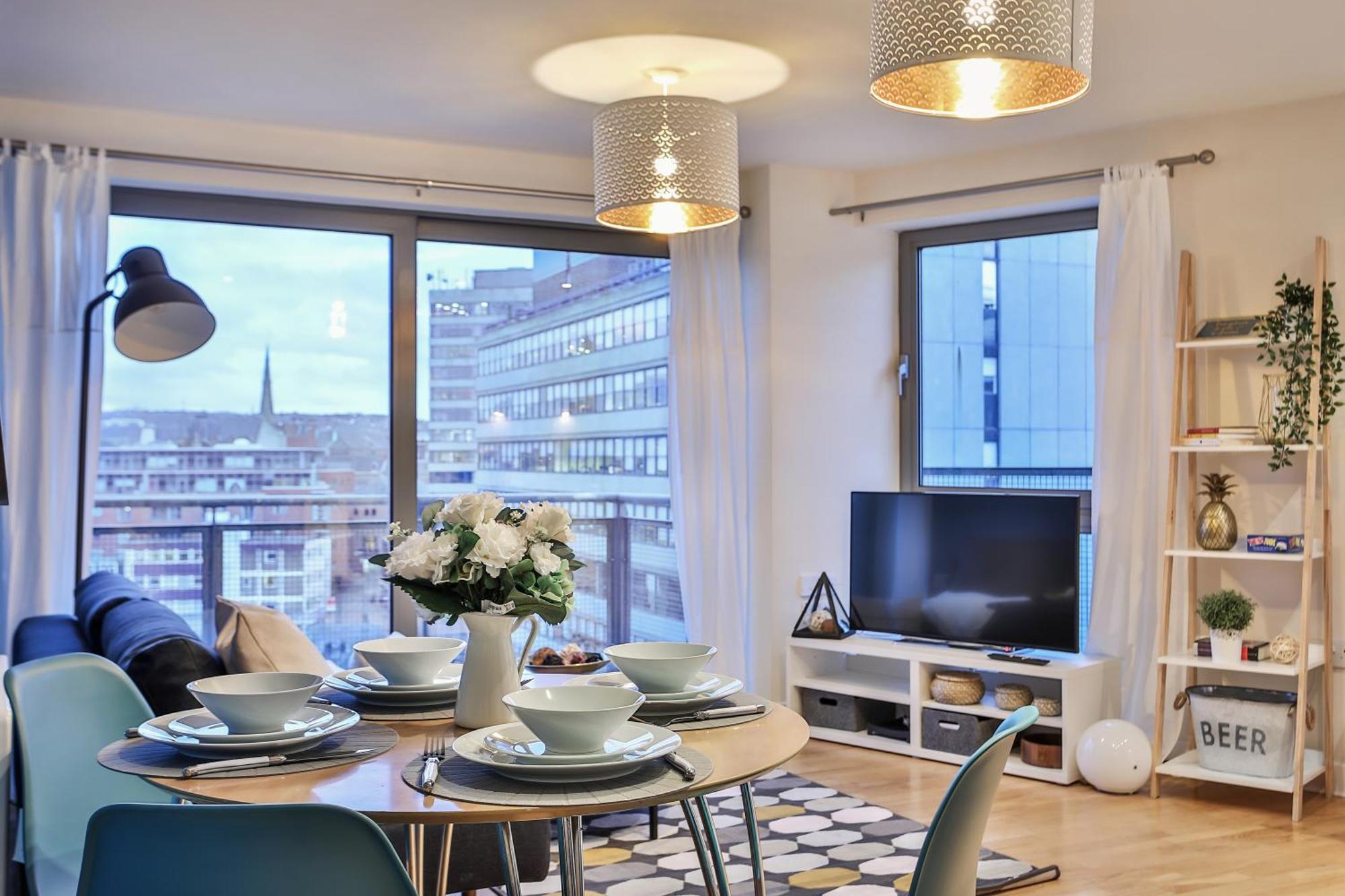 Skyview Apartment By Noknokstay - City Centre With Parking - Group, Family, Business Шефилд Экстерьер фото