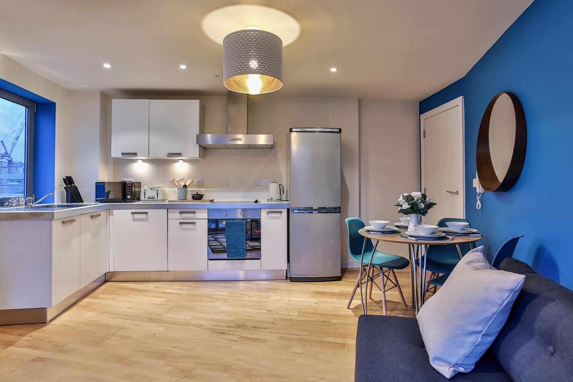 Skyview Apartment By Noknokstay - City Centre With Parking - Group, Family, Business Шефилд Экстерьер фото